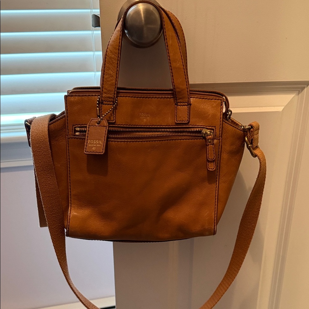 Fossil Tan Tessa Leather Shoulder/carry  Bag